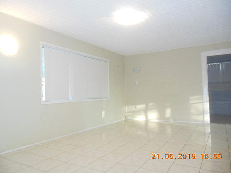 152 Ewing Road, Woodridge QLD photograph