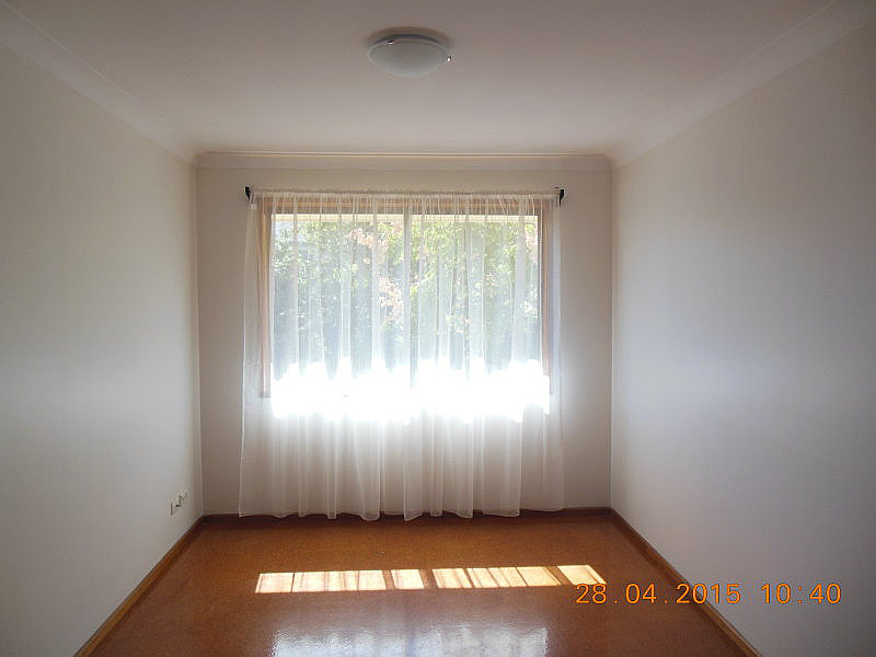 12 Cinderalla Drive, Springwood QLD photograph