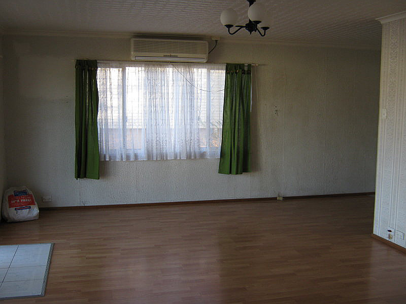 10 Grafton Street, Logan Central QLD photograph