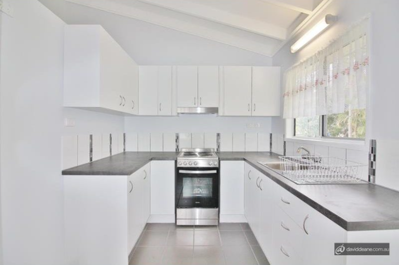 212 Francis Road, Lawnton QLD photograph