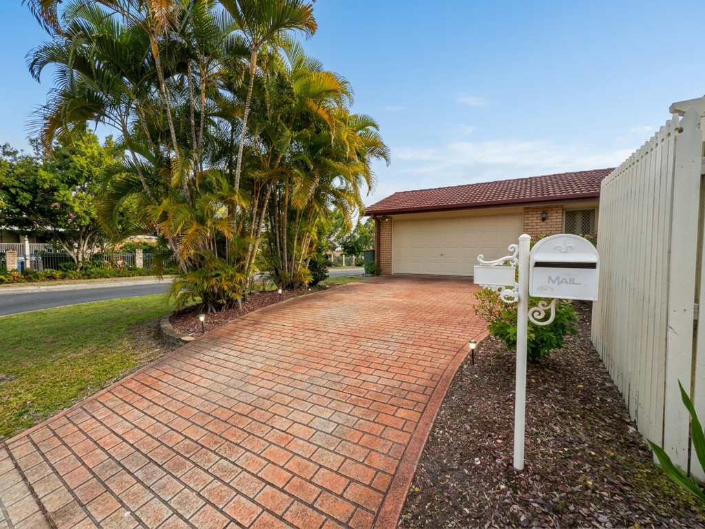 2 FARR JONES COURT, Daisy Hill QLD