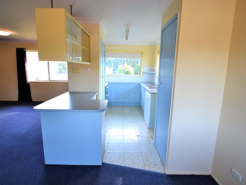 14 Shane Street, Shailer Park QLD photograph