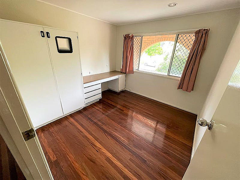 3 Omeo Street, Macgregor QLD photograph