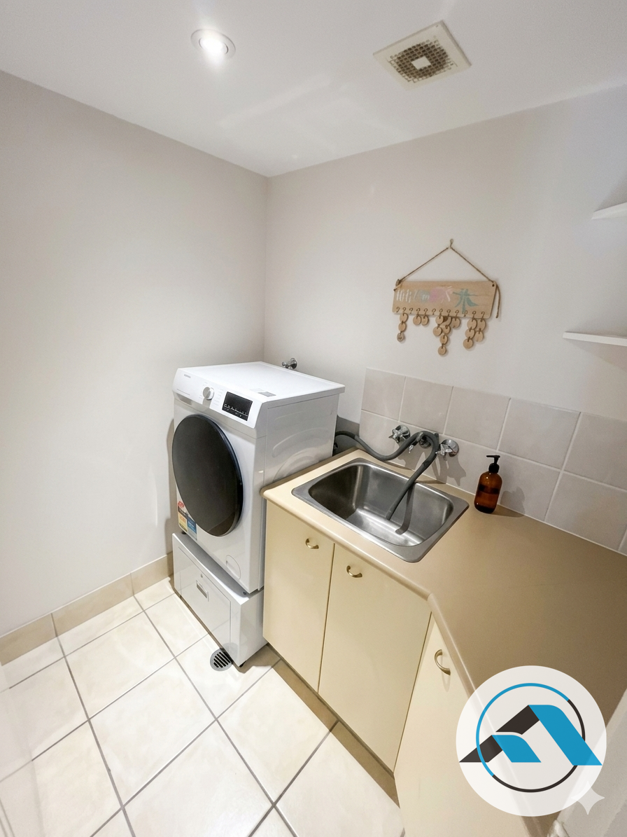 2/9 Kapella Street, Kippa-Ring QLD photograph