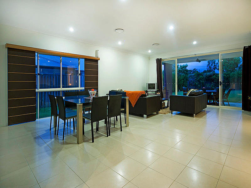 44 Peregrine Crescent, Coomera QLD photograph
