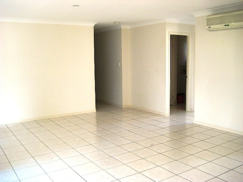 2 Shivvan Court, Marsden QLD photograph