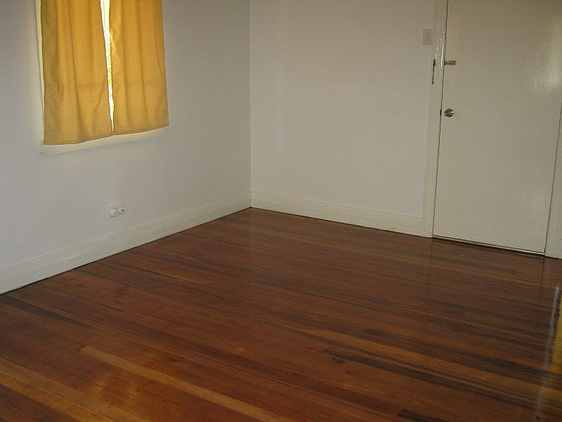25 Charles Avenue, Woodridge QLD photograph