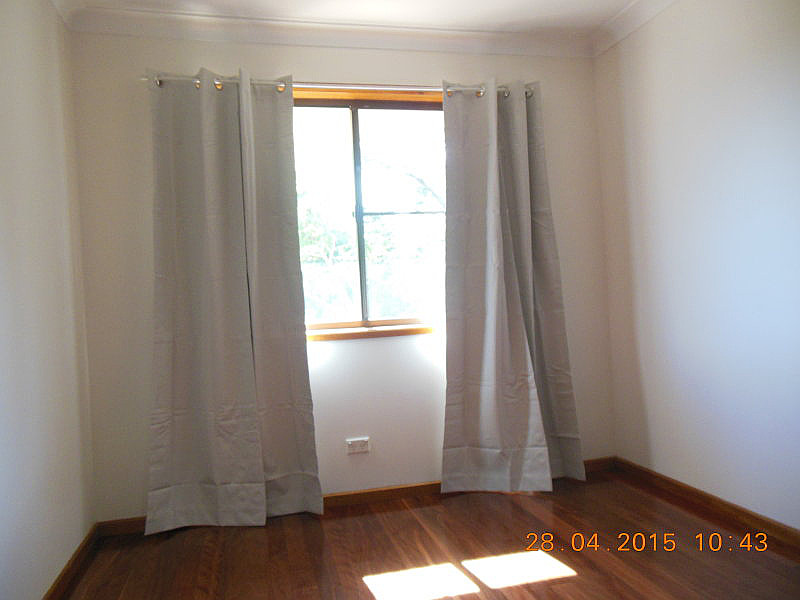 12 Cinderalla Drive, Springwood QLD photograph