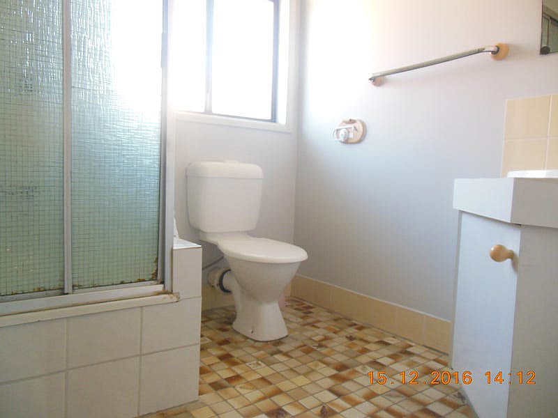 2/6 Heather Street, Logan Central QLD photograph