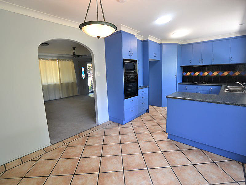 22 Whitfield Avenue, Springwood QLD photograph