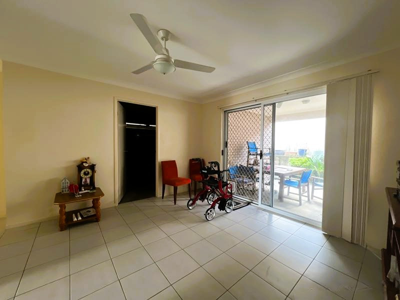 18 Starling Street, Loganlea QLD photograph