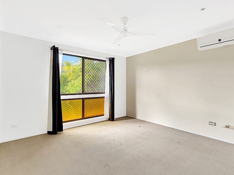 66 Jardine Drive, Springwood QLD photograph
