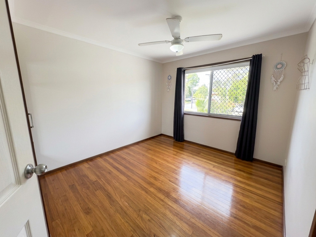 7 Thora Street, Crestmead QLD photograph