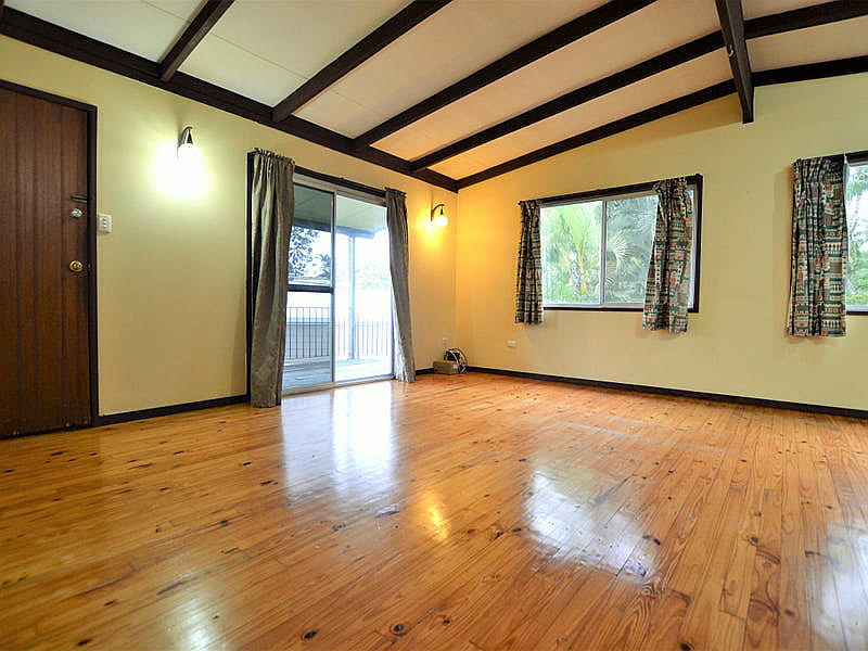 7 Thora Street, Crestmead QLD photograph