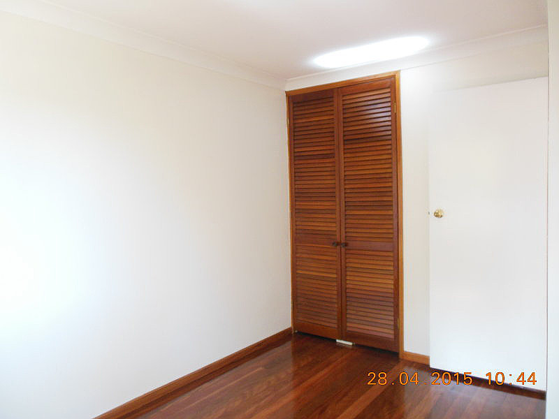 12 Cinderalla Drive, Springwood QLD photograph