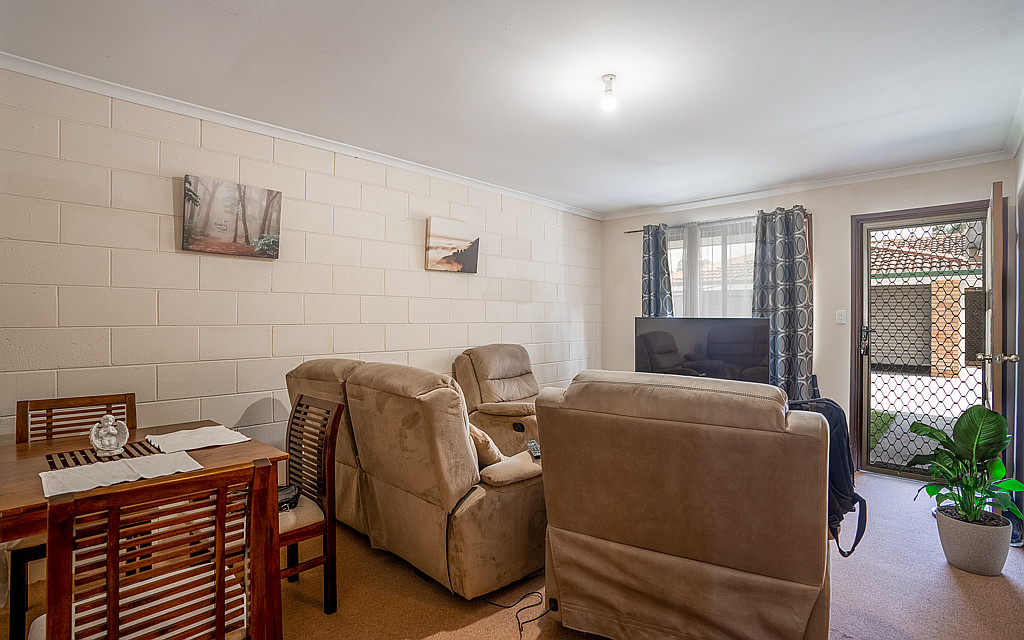 3/33 Clare Road, Kingston QLD photograph