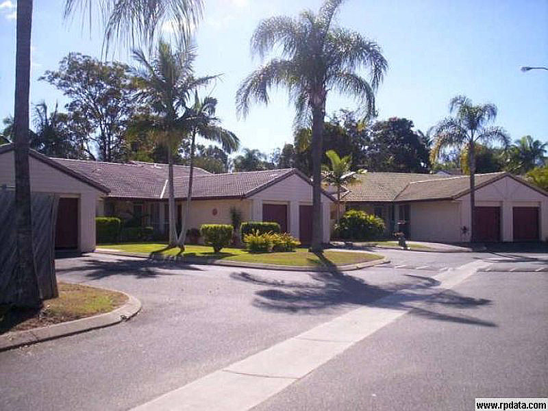 19/128 Benowa Road, Southport QLD