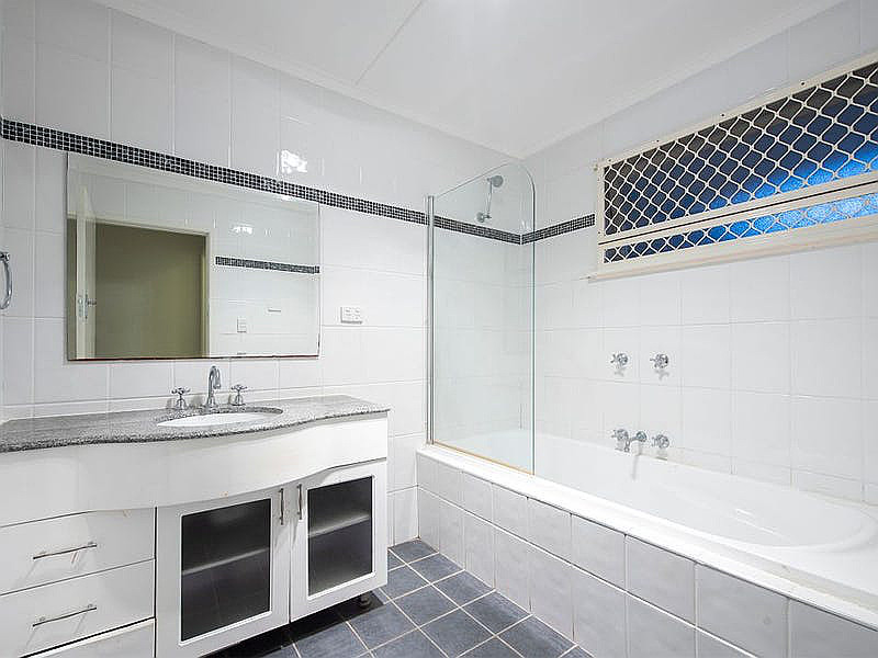 23 Tarrawonga Street, Sunnybank QLD photograph