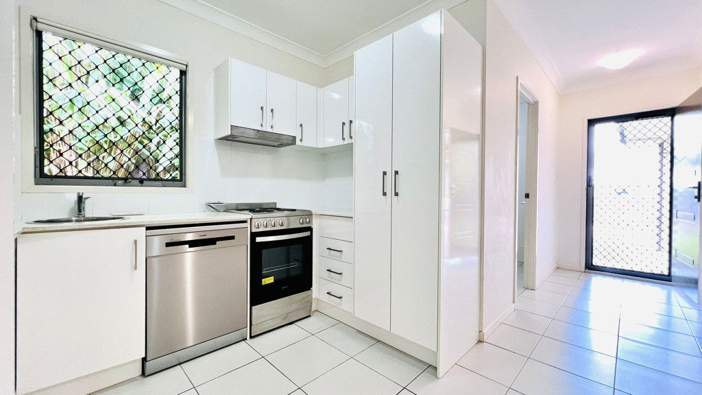 2/112A Shailer Road, Shailer Park QLD photograph