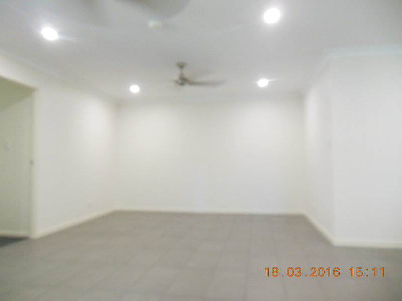 1/160 Compton Road, Woodridge QLD photograph
