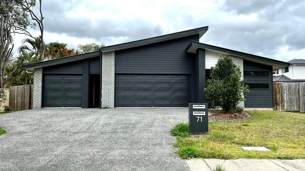 2/71 Atlantic Drive, Loganholme QLD