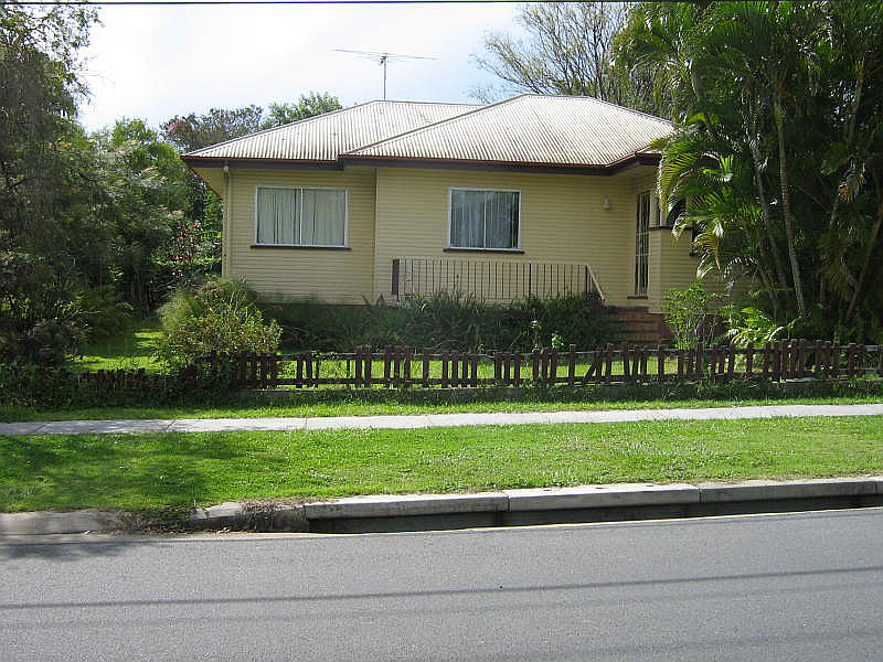 25 Charles Avenue, Woodridge QLD