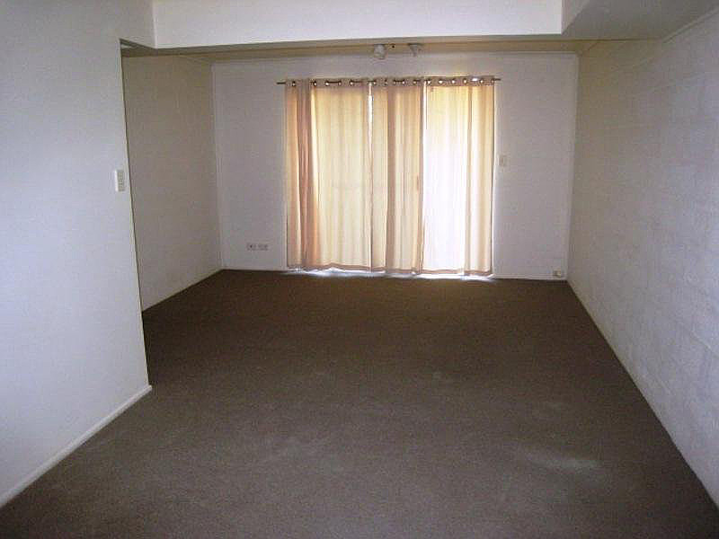 4/32 Lindsay Street, Bundamba QLD photograph