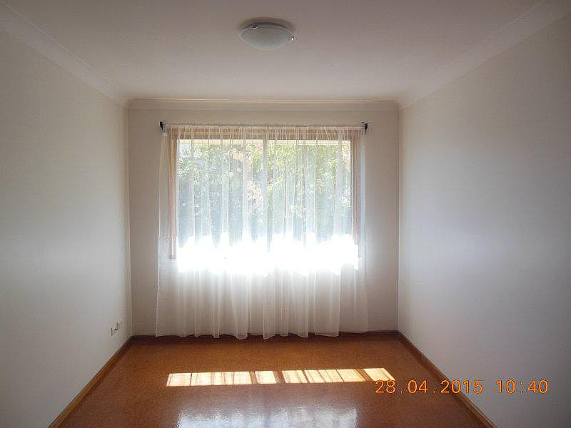 12 Cinderella Drive, Springwood QLD photograph