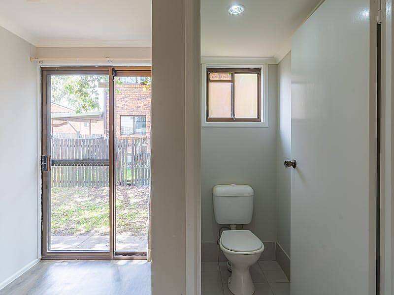 12/111 Kingston Road, Woodridge QLD photograph