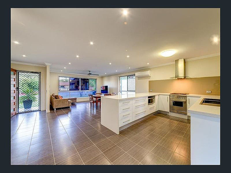 11 Nursery Avenue, Runcorn QLD photograph