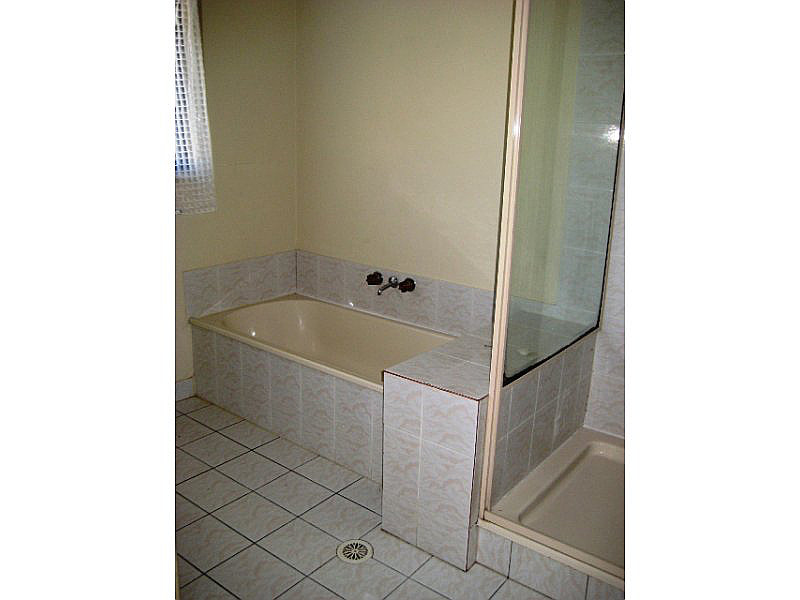 2/104 Smith Road, Woodridge QLD photograph