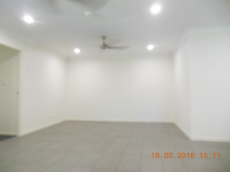 1/160 Compton Road, Woodridge QLD photograph