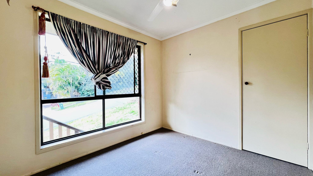 51 Narcamus Crescent, Shailer Park QLD photograph