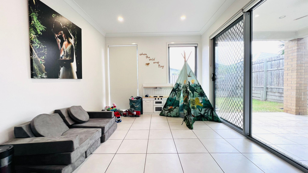 1/73 Burnett Drive, Holmview QLD photograph
