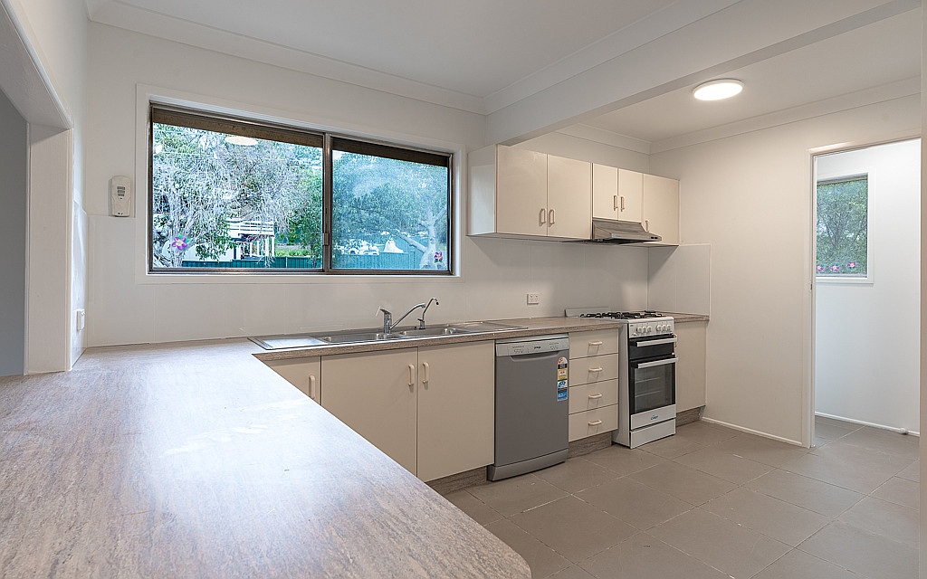 15 Kurrajong Street, Woodridge QLD photograph