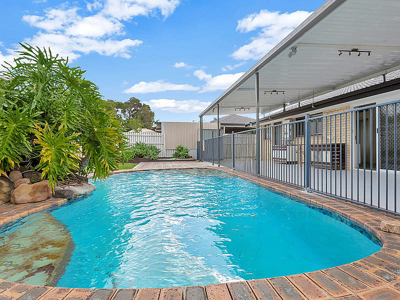 66 Jardine Drive, Springwood QLD photograph