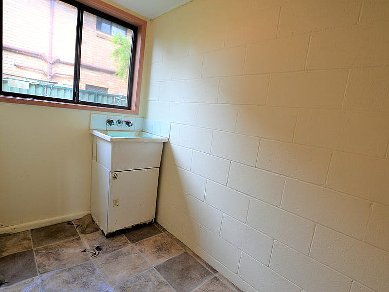 1/6 Heather Street, Logan Central QLD photograph