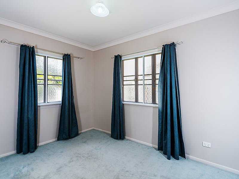 76 Hammersmith Street, Coopers Plains QLD photograph