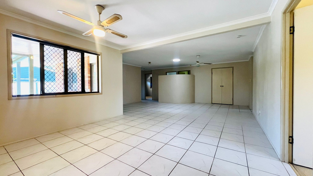 39 First Avenue, Marsden QLD photograph