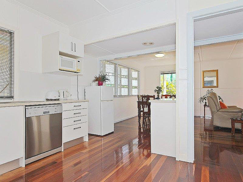 46 Wongara Street, Clayfield QLD photograph