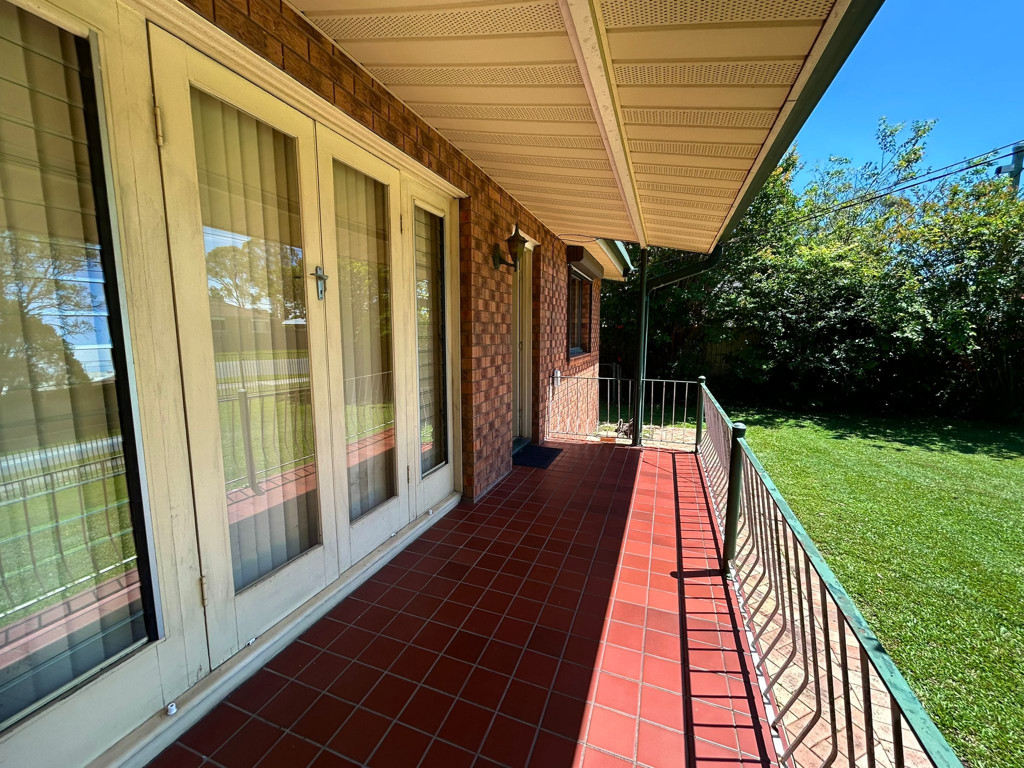 181 Kianawah Road, Wynnum West QLD photograph