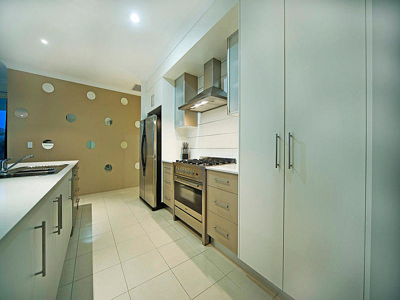 44 Peregrine Crescent, Coomera QLD photograph