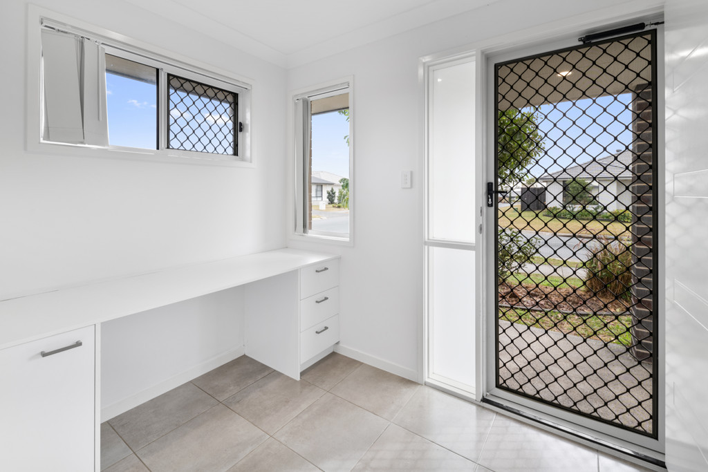 1 Tregole Street, Yarrabilba QLD photograph
