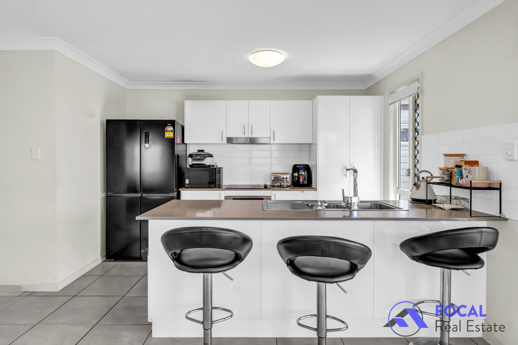 11 Tombay Court, Crestmead QLD photograph