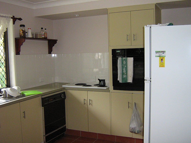13 Columbia Street, Springwood QLD photograph