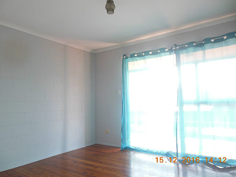 2/6 Heather Street, Logan Central QLD photograph