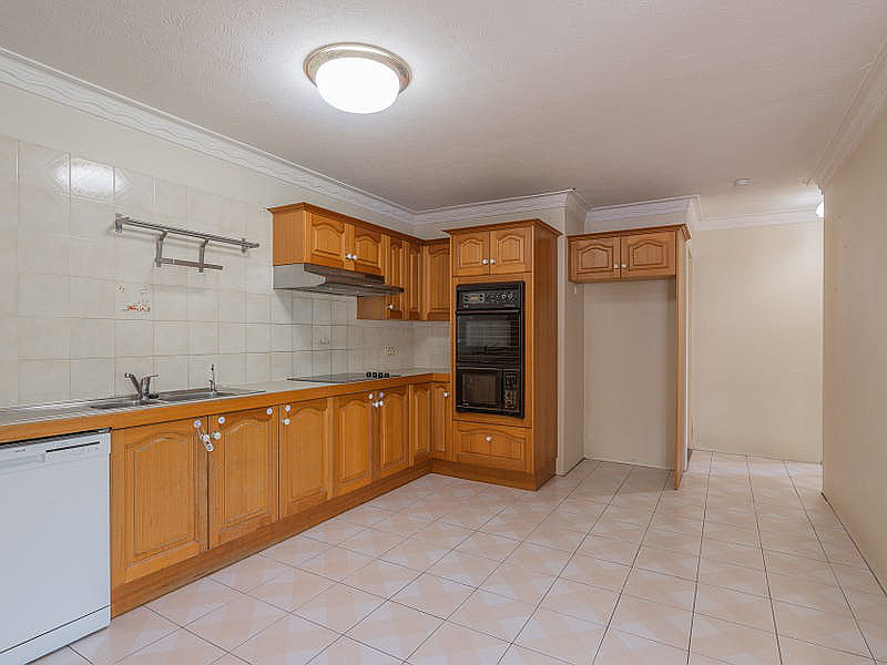 3/12 Earle Lane, Toowong QLD photograph