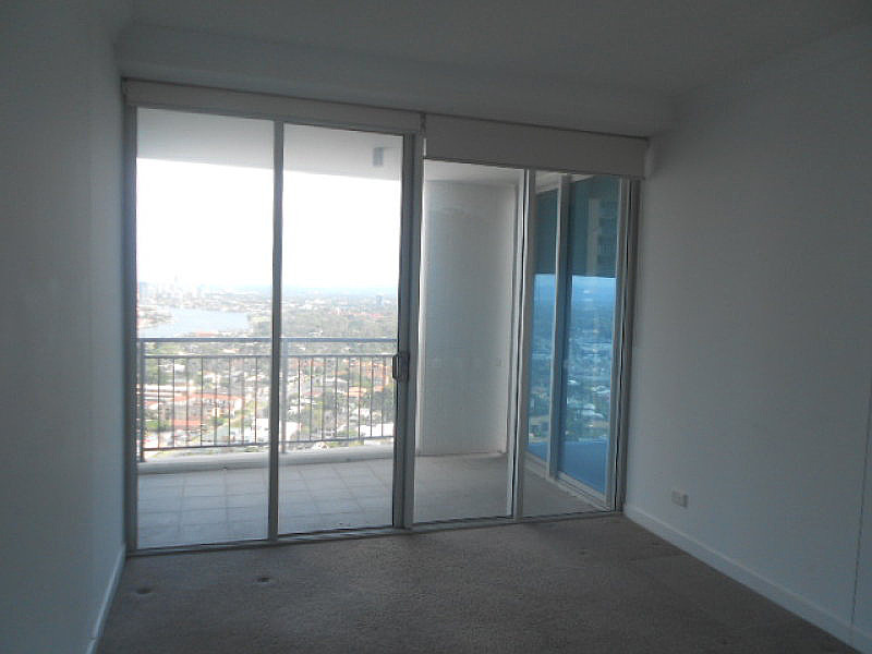 22605/5 Lawson Street, Southport QLD photograph