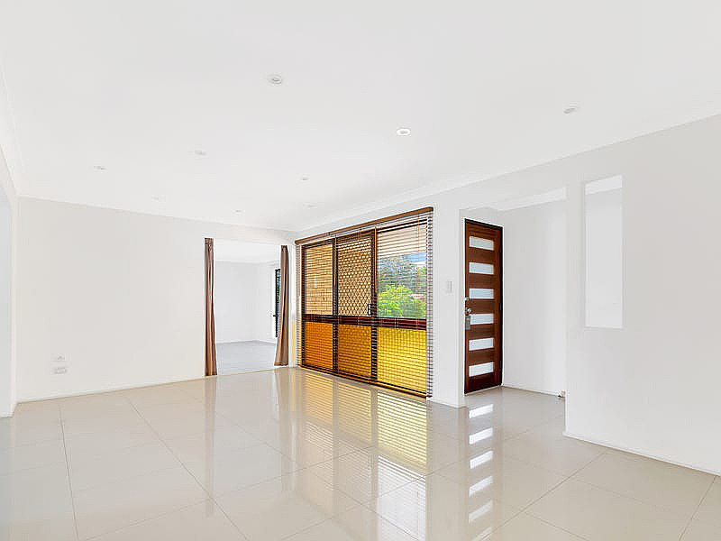 66 Jardine Drive, Springwood QLD photograph