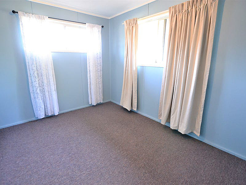 21 Oriole Crescent, Slacks Creek QLD photograph
